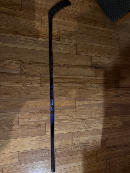 Senior CCM Ribcor Trigger 10 Pro Right Handed Hockey Stick P29 70 Flex (New)