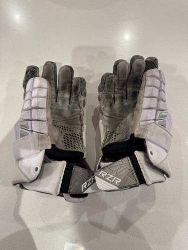 STX Surgeon RZR Lacrosse Gloves Medium (Used)