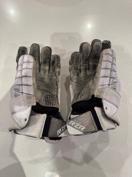 STX Surgeon RZR Lacrosse Gloves Medium (Used)