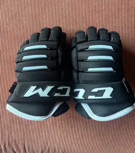CCM Tacks 4 Roll Pro 2 Gloves 12" (Used)