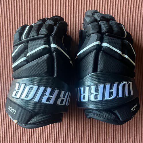 Warrior Alpha LX 20 Gloves 12" (Used)