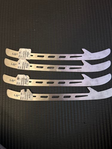 Bauer TUUK LightSpeed 2 (LS2) stainless steel skate runner blades size 254 mm one pair New