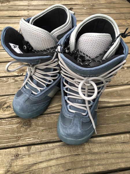 Unisex Size M 4.5 (W 6.5) Northwave Snowboard Boots (Used)