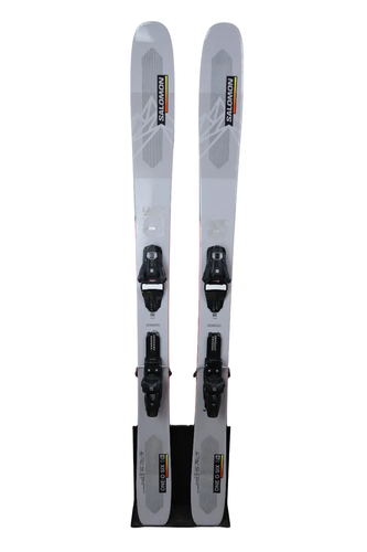 USED 2024 Salomon QST 106 165cm Skis - Salomon Strive 11 Bindings