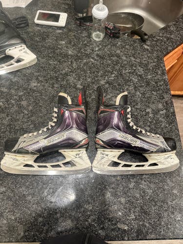 Bauer Vapor 1X Hockey Skates Regular Width Pro Stock 8 (Used)
