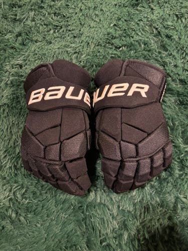 Senior Bauer Supreme 2S Pro Gloves 13" | Western Michigan University Pro Stock