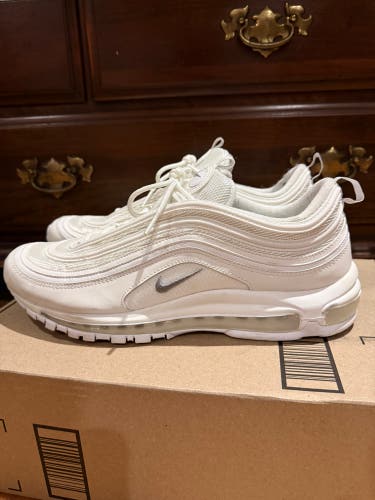 White Men's Size 13.0 (W 14.0) Adult Nike Air Max 97 Shoes (Used)
