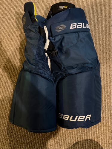 Senior Large Bauer Supreme 3S Hockey Pants (Used)