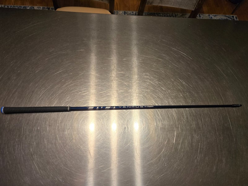 Fujikura Ventus Blue Driver Shaft 5-R Flex Graphite w/ Taylormade adapt(Used)
