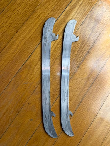 CCM Step Steel 271 mm (Used)