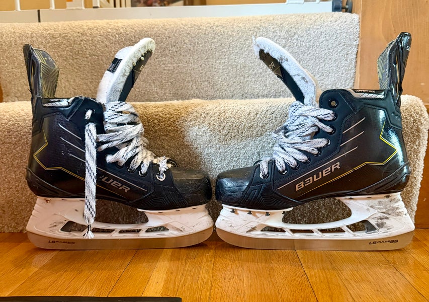 2024 Bauer Supreme M40 Hockey Skates Size 5 Fit 2 (Used)