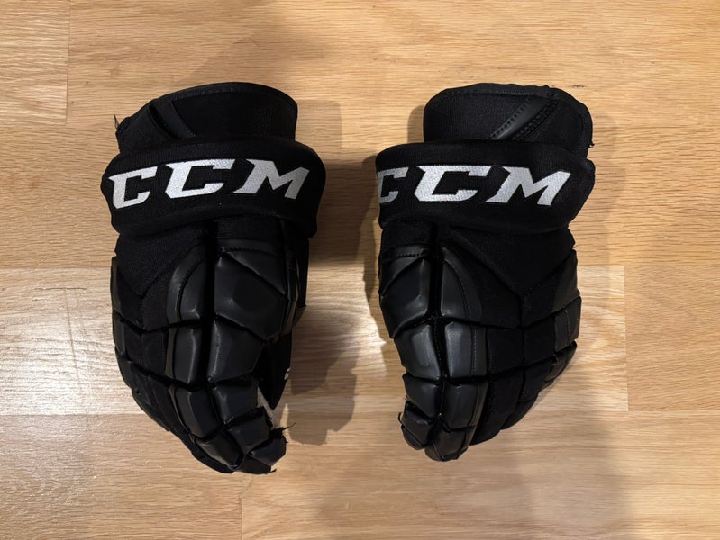 CCM HGP14 Pro Stock Gloves - 14”