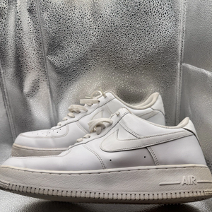 Nike Air Force 1 Low 07 White Leather Sneakers Mens Size 13 AF1 Retro Basketball