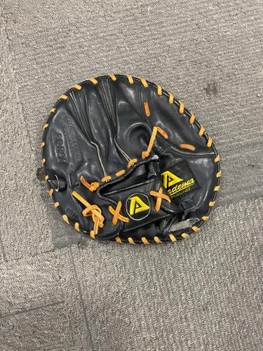 Used Akadema AGP97 FIELDERS TRAINING MITT BB/SB Training Aid 11614-S000229147