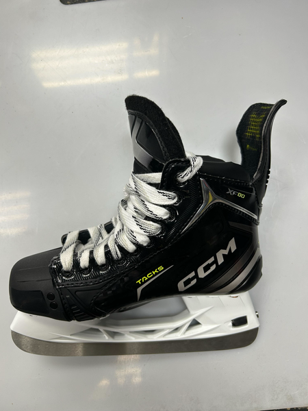 CCM Tacks XF 80 Hockey Skates Size 7 **New**