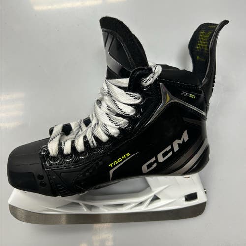 CCM Tacks XF 80 Hockey Skates Size 8 **New**
