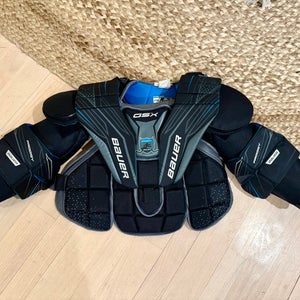 Small / Medium Bauer GSX Goalie Chest Protector (Used)