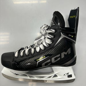 CCM Tacks XF 70 Hockey Skates Size 5 **NEW**