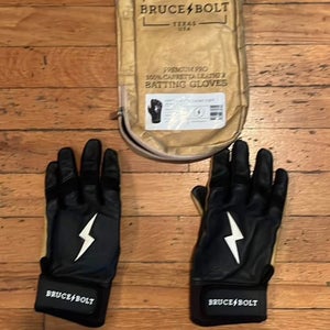 Medium Batting Gloves (New)