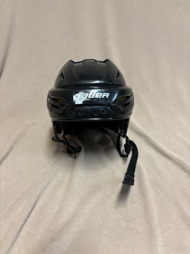 Medium Bauer Re-Akt 95 Helmet (Used)