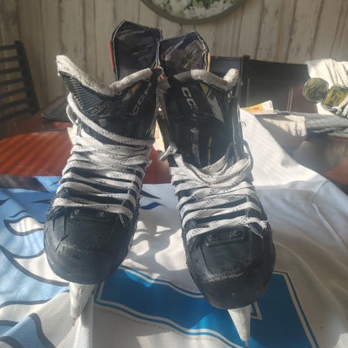 2022 CCM AS-590 Hockey Skates Regular Width 7.5 (Used)