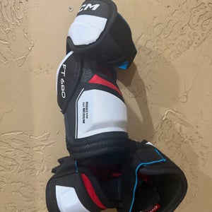 New Medium CCM Jetspeed FT680 Elbow Pads