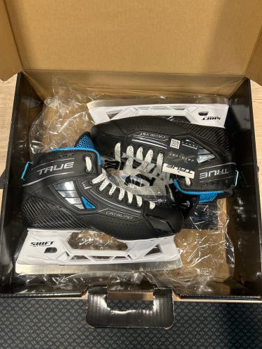 2024 True Catalyst 7X4 Hockey Goalie Skates Regular Width 8 (New)
