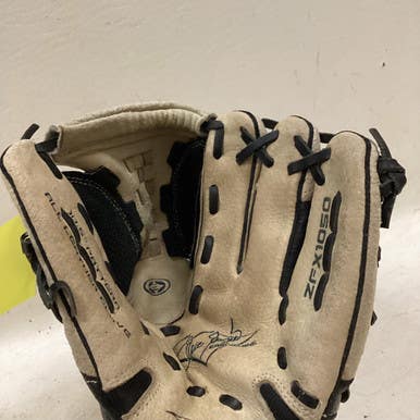 Used Easton ZFX1050 BB/SB Glove RH Throw Black And Grey 10 1/2" 11725-S000495868