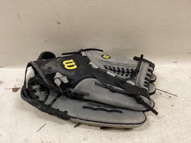 Used Wilson A03RS15 13 BB/SB Glove RH Throw Black 13" 11725-S000496208
