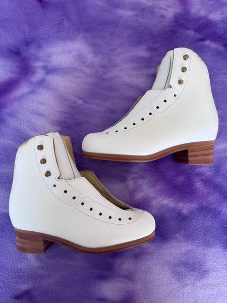 Gam Skates Girl's Podium G1158 Figure Skating Boot Junior 3 (New)