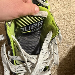Bauer GSX Goalie Hockey Skates Regular Width 7.5 (Used)