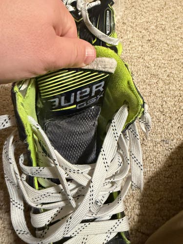 Bauer GSX Goalie Hockey Skates Regular Width 7.5 (Used)