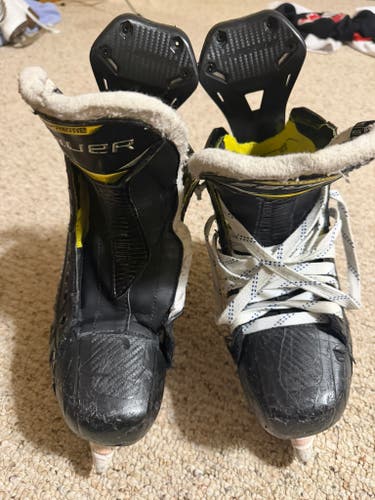 Bauer Supreme 3S Pro Hockey Skates Regular Width 6 (Used)