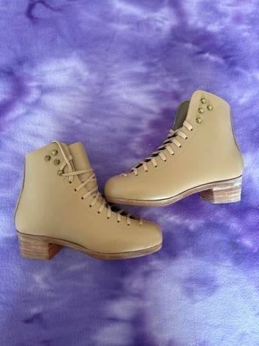 Klingbeil Custom Figure Skate Boots Adult 4