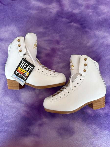 White Jackson Ultima Freestyle Figure Skates Junior 1.5 (New)