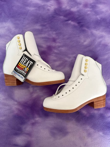 White Jackson Ultima Elite DJ2700 Figure Skates Junior 2 (New)
