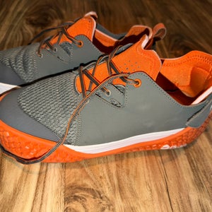 Mens Olson Curling Shoes Orange Size M 8.5  with Gripper