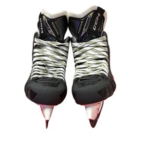 Boot only- New Intermediate CCM AS-V Pro Hockey Skates Regular width size 6