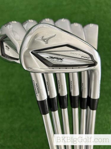 Mizuno JPX 923 Hot Metal Pro Iron Set 4-P / Dynamic Gold 105 Stiff