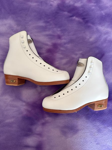 White Riedell 55 Figure Skates Junior 1 (New)