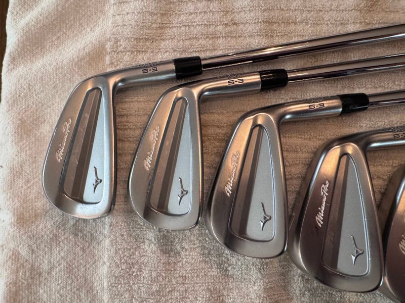 Mizuno Pro S-3 Iron Set, 4-PW w/ Tour Issue X100’s