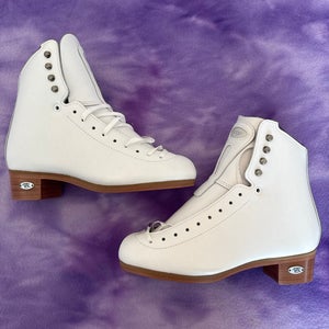 White Riedell 229 Edge Figure Skates Adult 4.5 (New)