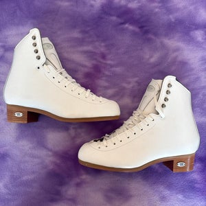 White Riedell 229 Edge Figure Skates Adult 6(New)