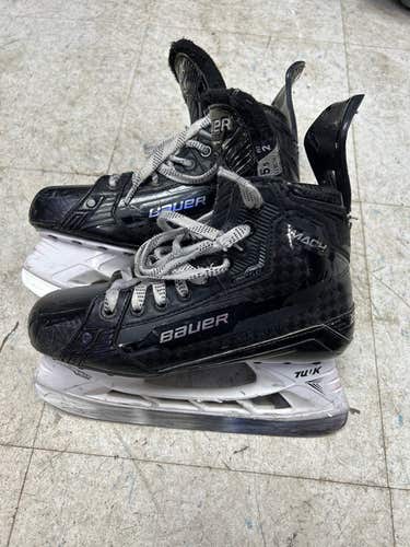 5.5 Fit 2 Bauer Supreme Mach Hockey Skates Size