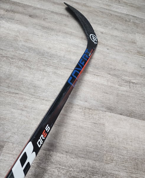 Intermediate Warrior Covert QRE 5 Right Handed Hockey Stick W03 55 Flex BRACKSTROM (Used)