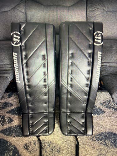 33" Warrior Ritual G4 Goalie Leg Pads (Used)