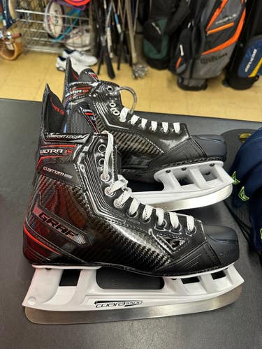 Graf Ultra C Hockey Skates Size 9-Brand new in Box never baked