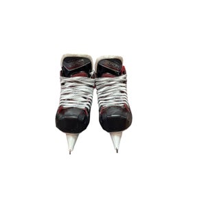 Senior New Bauer Vapor X900 Goalie Skates size 7