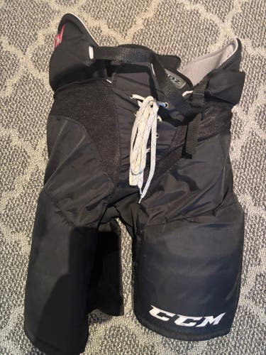 Senior XL CCM RBZ 150 Hockey Pants (Used)