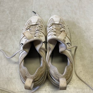 White Men's Size M 10.0 (W 11.0) Adult Nike Huarache 9 Varsity Lax Low Top (Used)